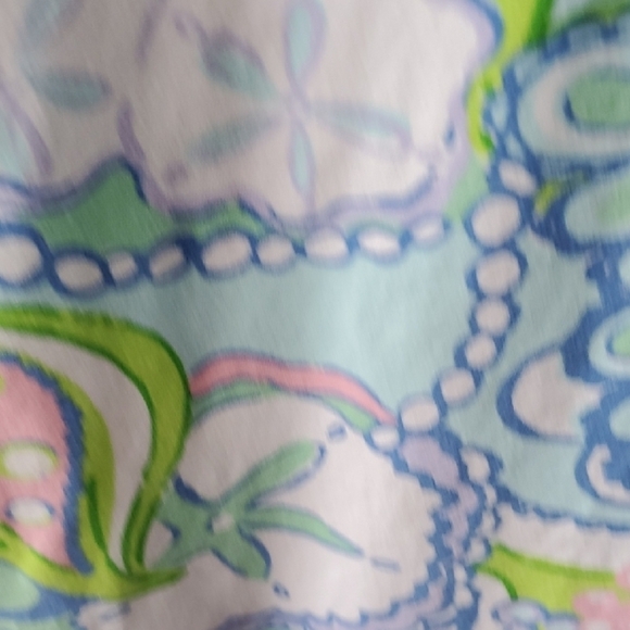 Lilly Pulitzer Blue and Green Fitted Short Sleeve Tee - Picture 6 of 11
